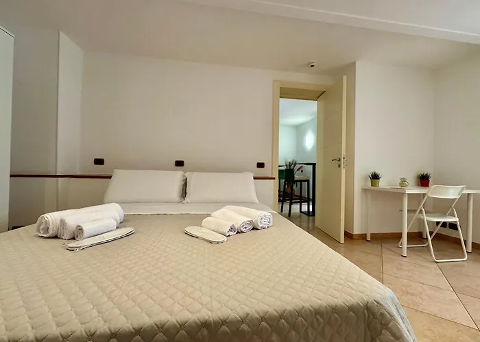 Admired 아파트 바리